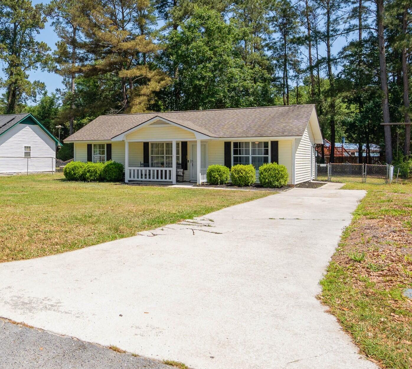 3 Burlington Circle