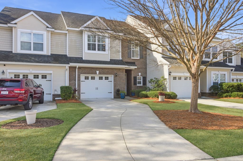 Photo of 1219 Circle Oaks Drive, Charleston, SC 29492 (MLS # 26006598)