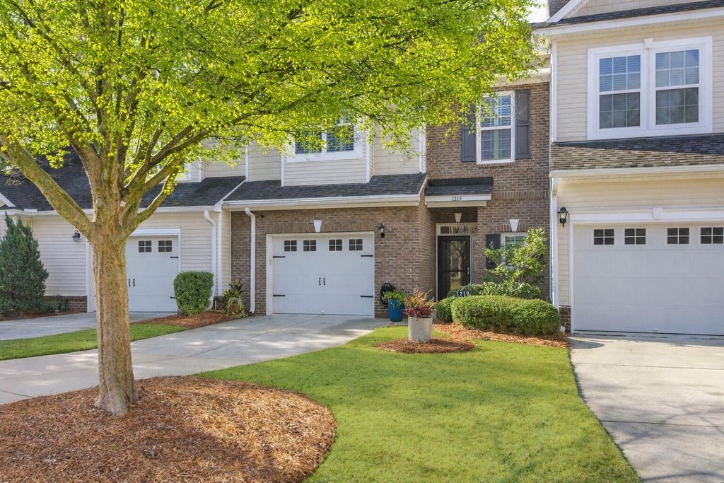 Photo of 1219 Circle Oaks Drive, Charleston, SC 29492 (MLS # 26006598)