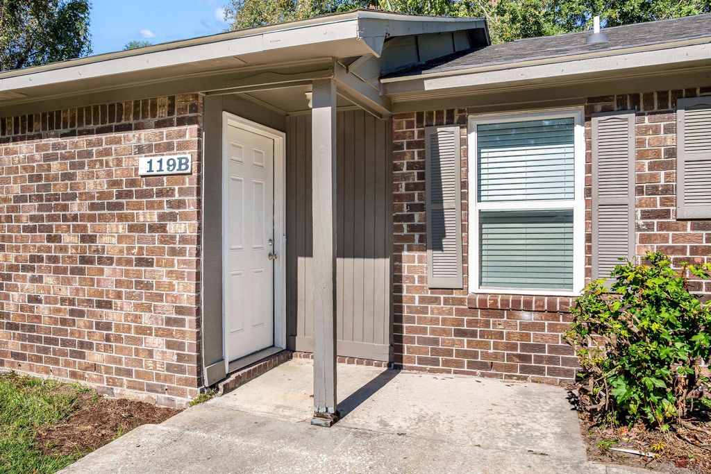 Photo of 119 Cedar Grove Drive #A&B, North Charleston, SC 29420 (MLS # 25028924)