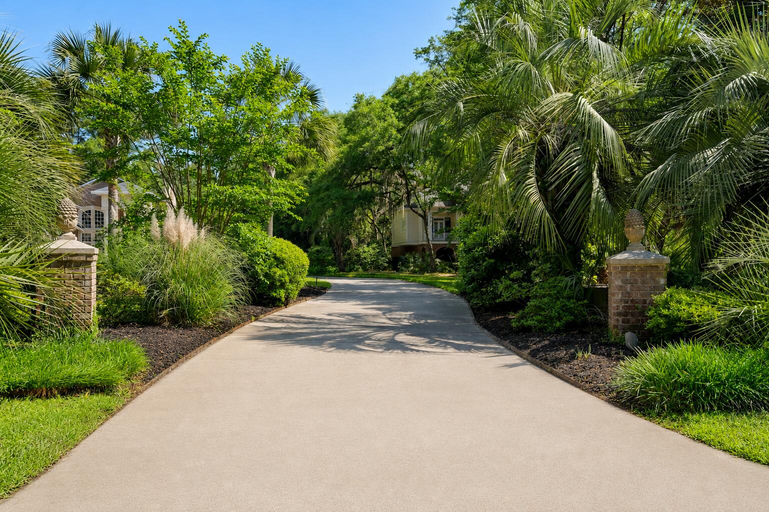 4928 Hideaway Point
