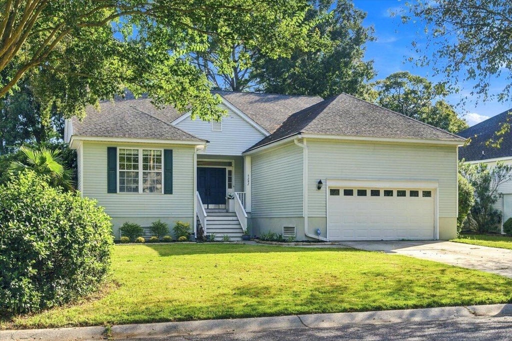 Photo of 1292 Wisteria Wall Drive, Mount Pleasant, SC 29464 (MLS # 26026450)