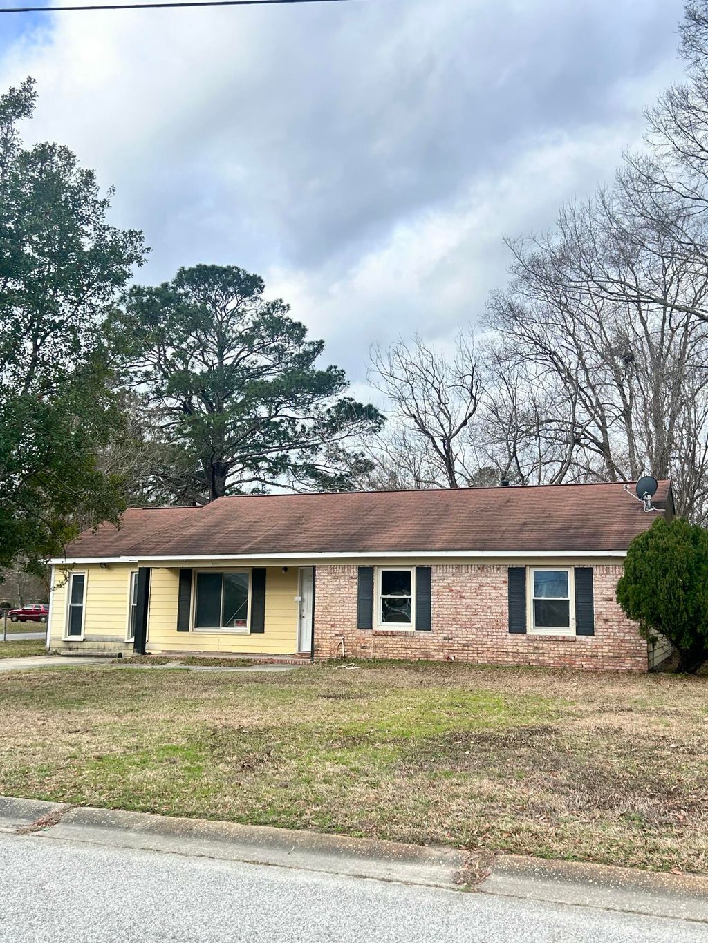 Photo of 7601 Ireland Drive, North Charleston, SC 29420 (MLS # 26002368)