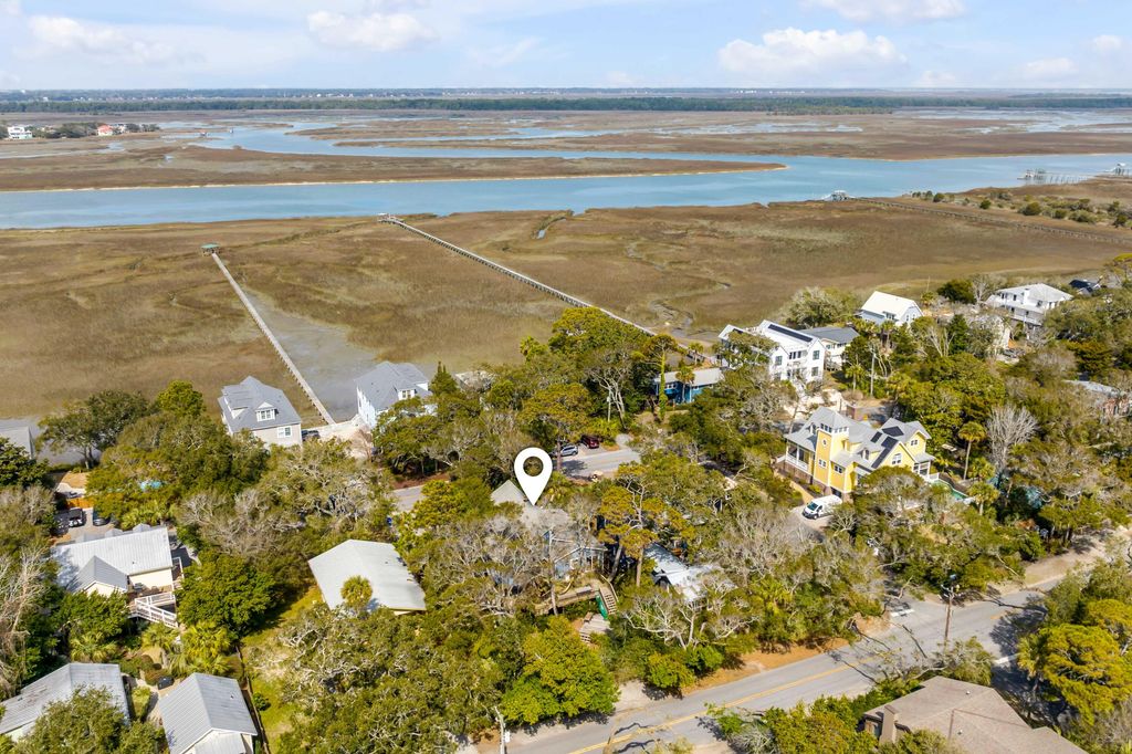 Photo of 619 E Erie Avenue, Folly Beach, SC 29439 (MLS # 25022016)