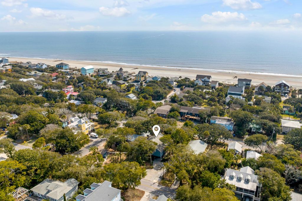 Photo of 619 E Erie Avenue, Folly Beach, SC 29439 (MLS # 25022016)