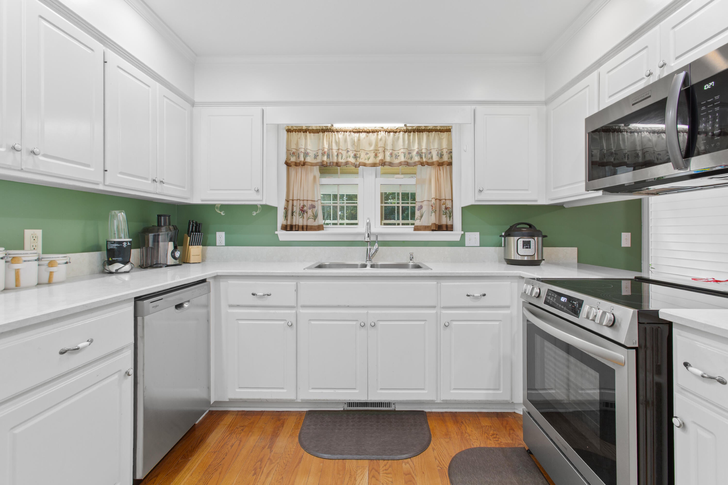 129 Hobcaw Lane
