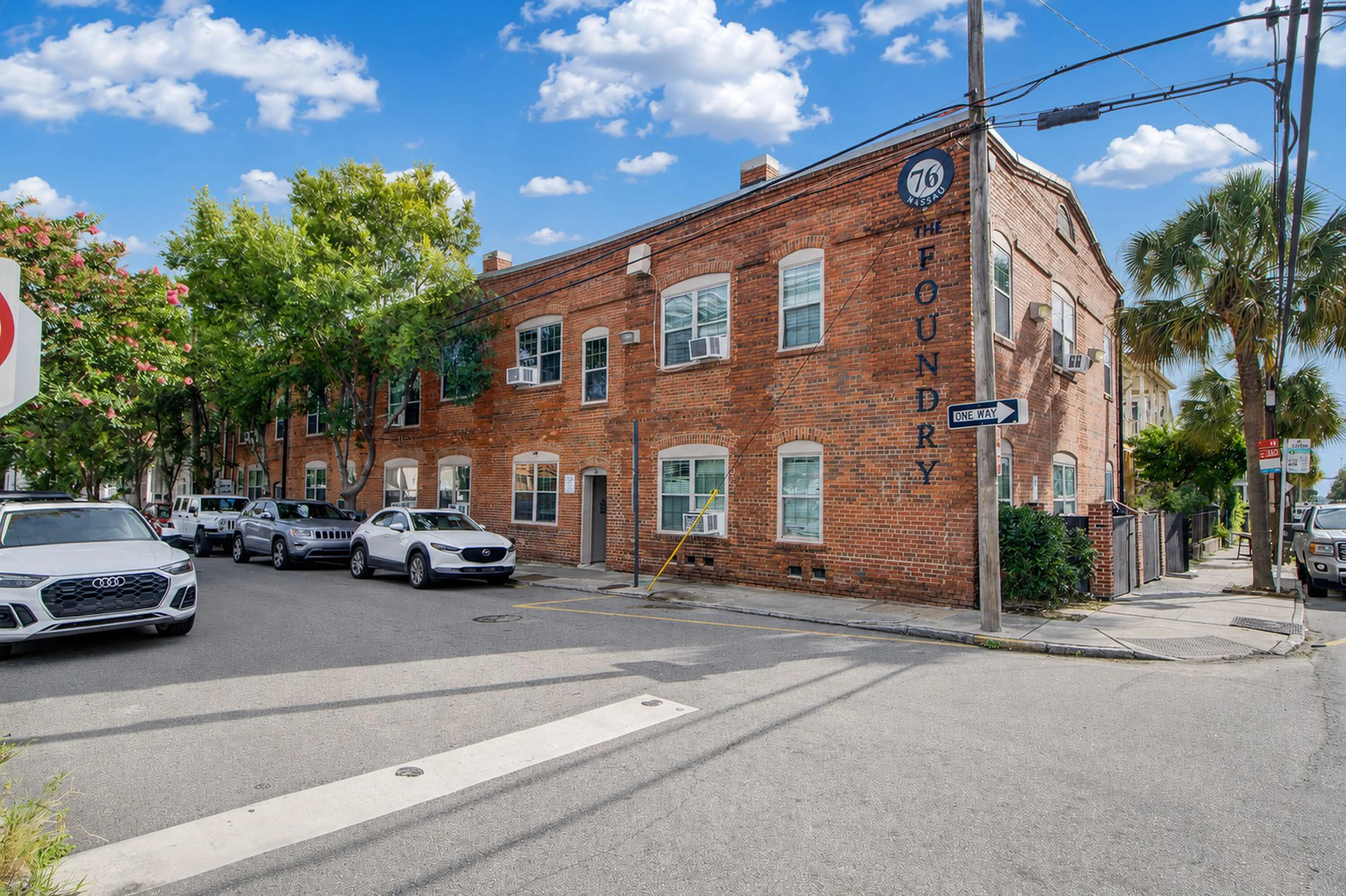 76 Nassau St Unit Apt B