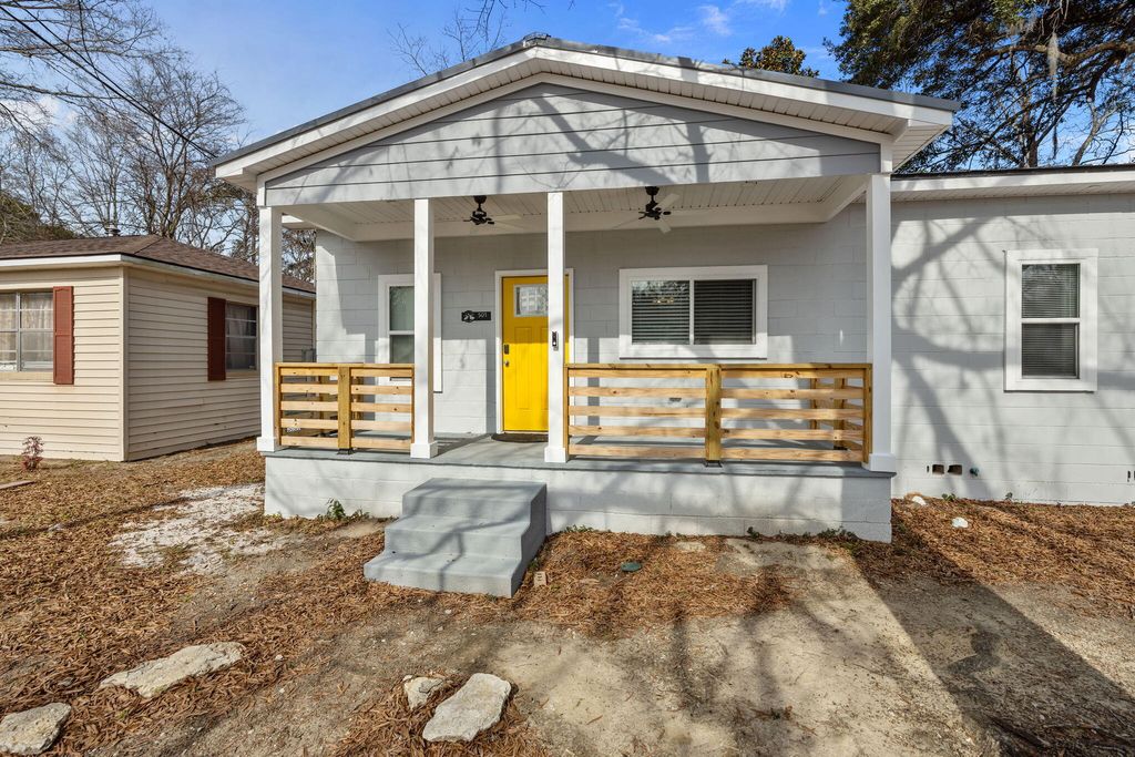 Photo of 501 Wall Street, Moncks Corner, SC 29461 (MLS # 26003123)