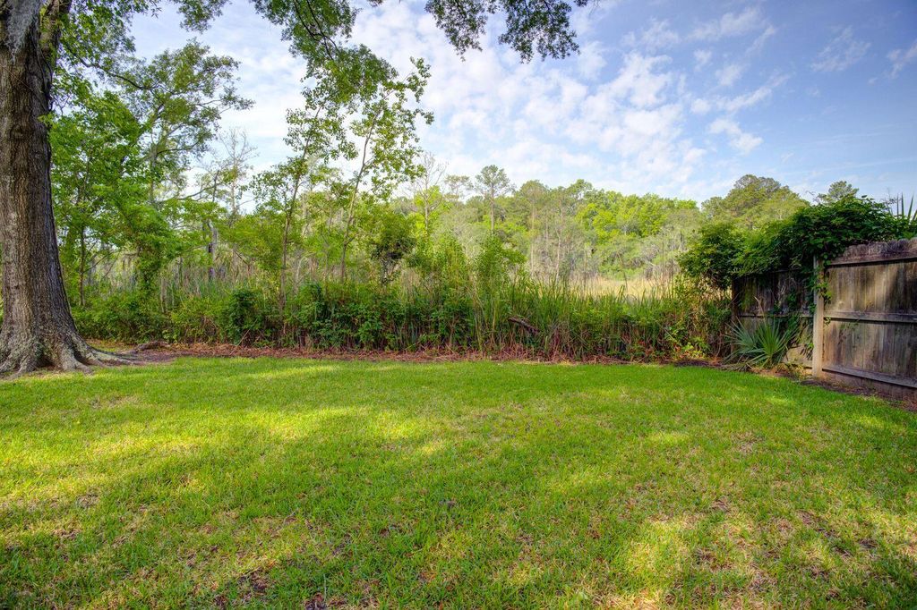 Photo of 1948 Sandcroft DR, Charleston, SC 29407 (MLS # 26014225)
