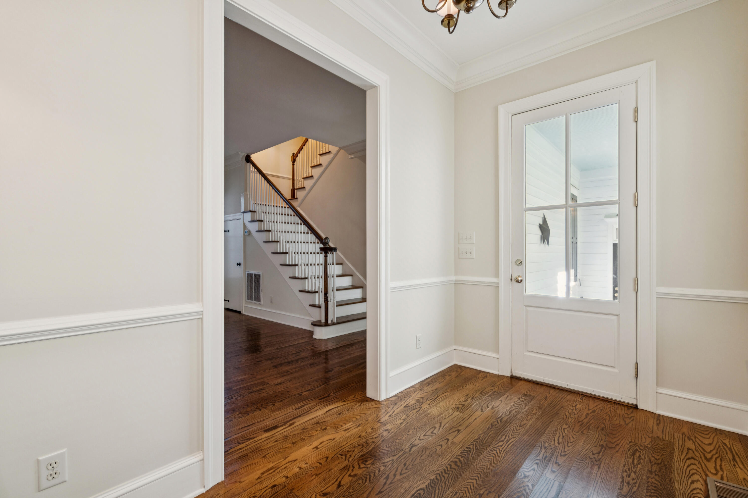 191 Ionsborough Street