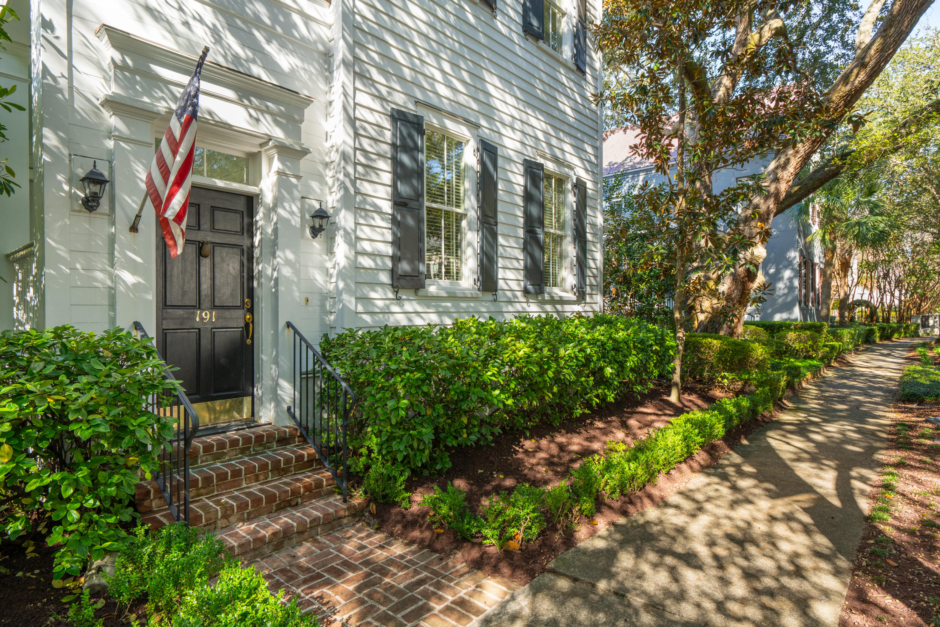 191 Ionsborough Street