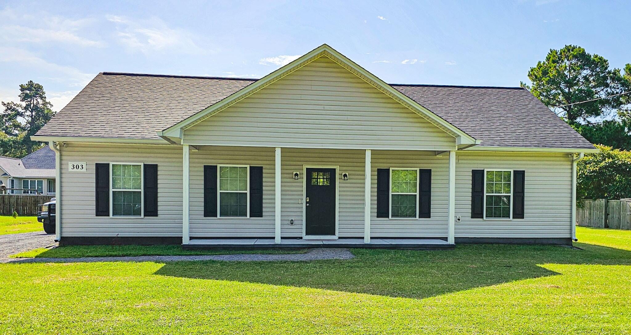 303 David Street, Saint George, SC, 29477