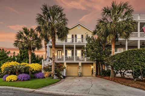 Photo of 21 Morgans Cove Drive, Isle of Palms, SC 29451 (MLS # 26007929)
