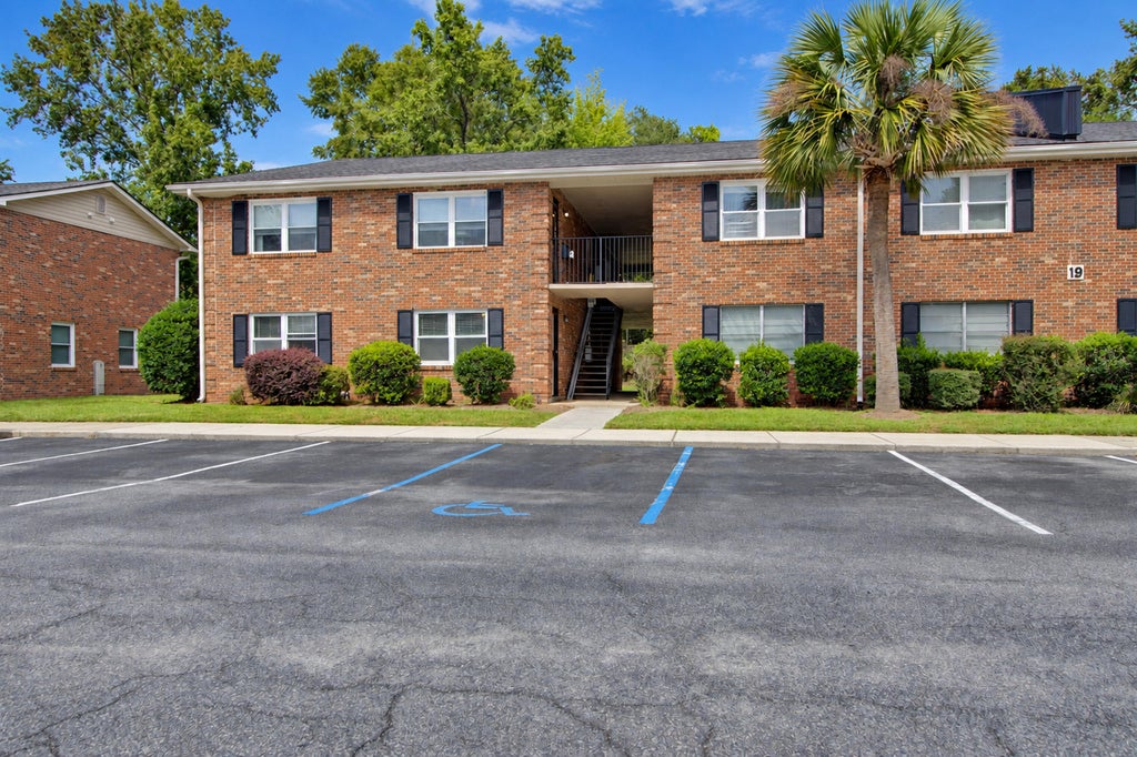 Photo of 415 Parkdale Drive #19a, Charleston, SC 29414 (MLS # 26029560)