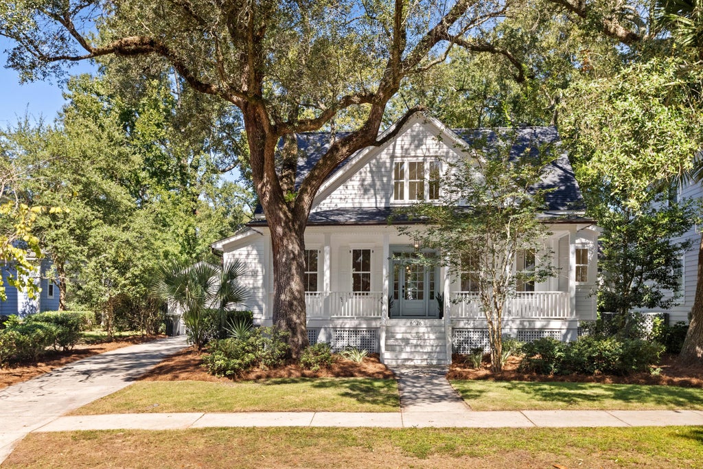 Photo of 6026 Grand Council Street, Daniel Island, SC 29492 (MLS # 26026786)