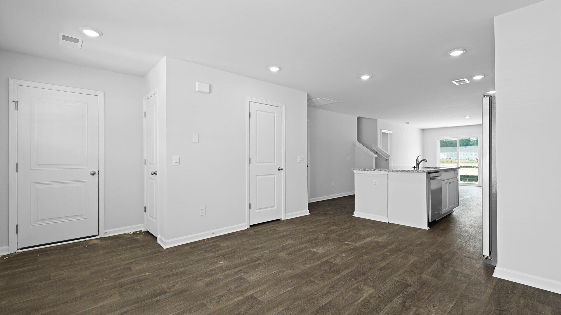891 Long Bluff Road