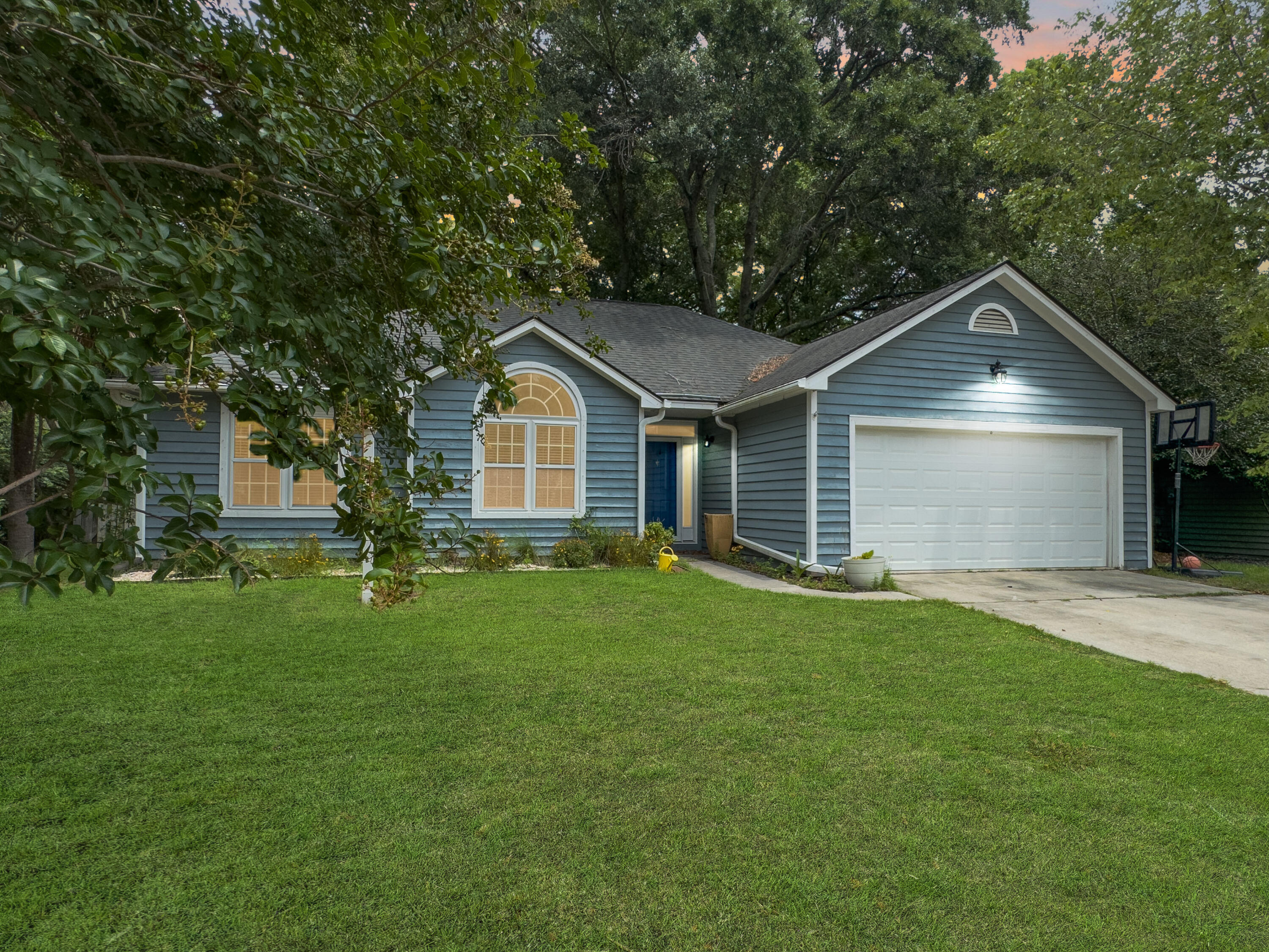1309 Llewellyn Road