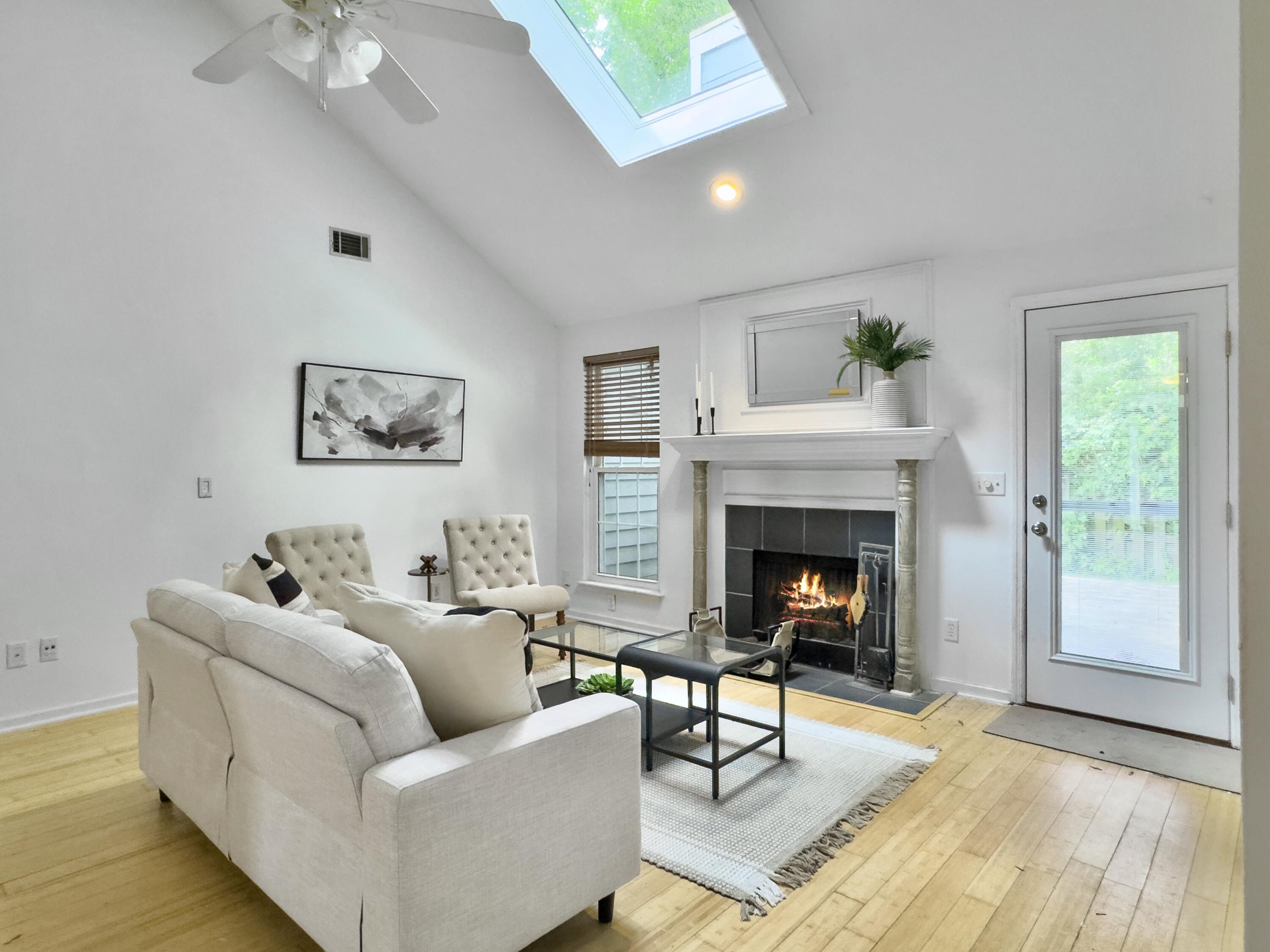 1309 Llewellyn Road