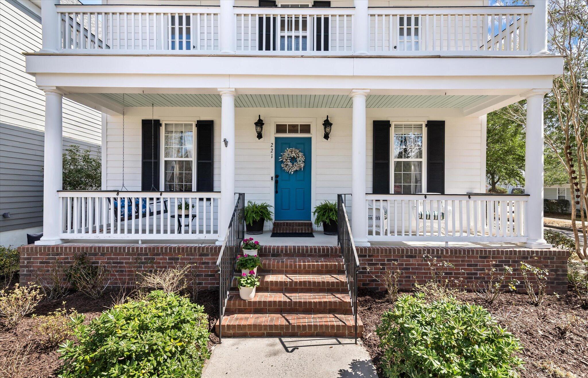 221 White Gables Drive