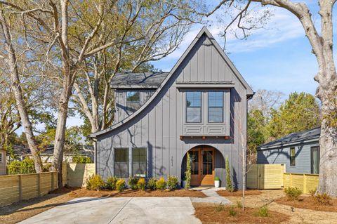 Photo of 1011 Mamie Street, Charleston, SC 29407 (MLS # 26003888)