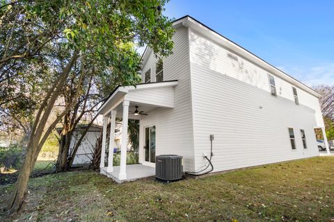 A home in North Charleston