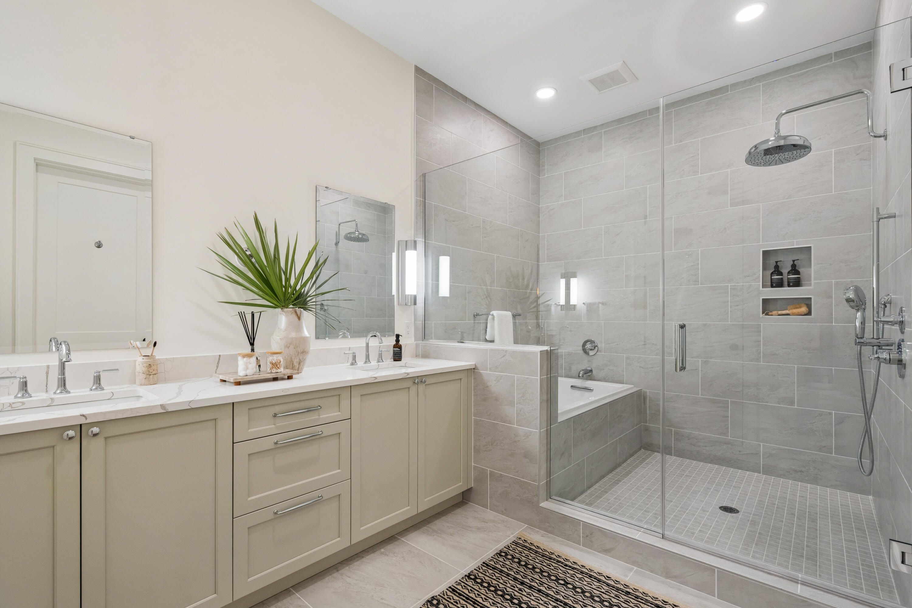 325 Longshore Street #1144