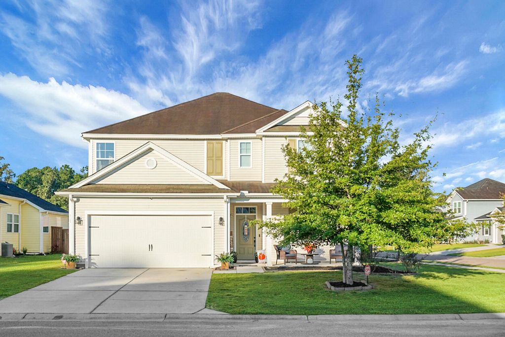 Photo of 121 Triple Crown Road, Moncks Corner, SC 29461 (MLS # 25025900)