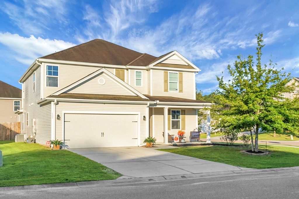 Photo of 121 Triple Crown Road, Moncks Corner, SC 29461 (MLS # 25025900)