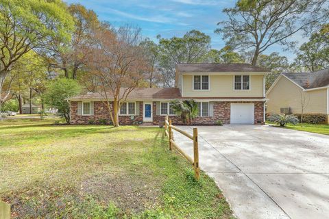 Photo of 1152 Bradford Avenue, Charleston, SC 29412 (MLS # 26010615)