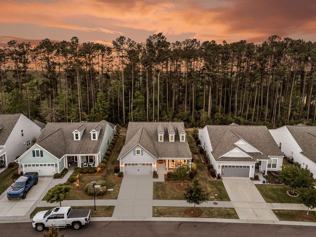 Photo of 153 Hedera Court, Summerville, SC 29486 (MLS # 26012506)