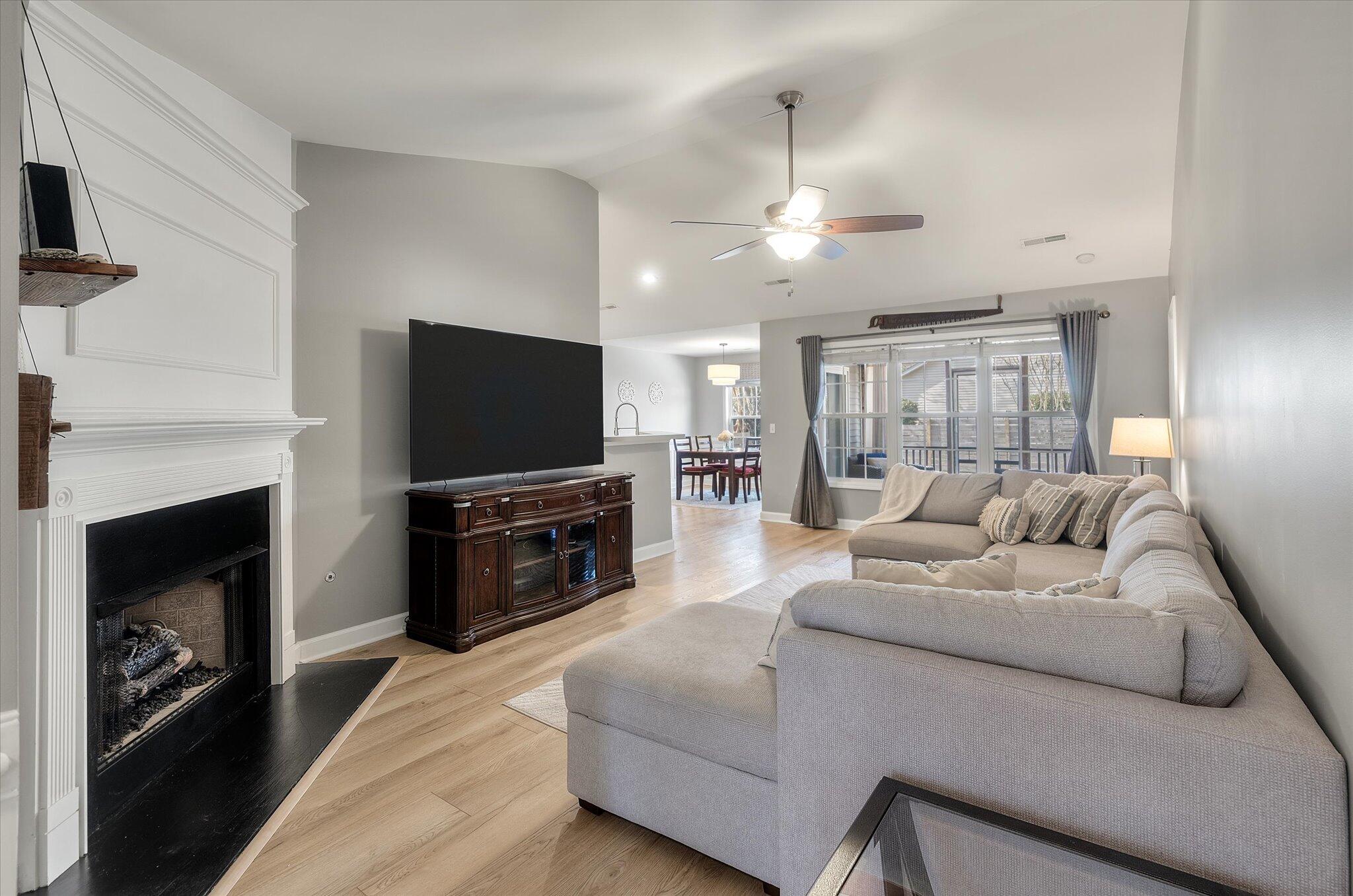 1505 Wellesley Circle