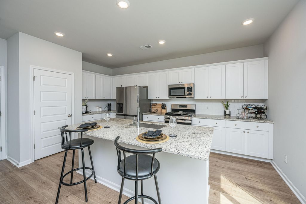 Photo of 2114 Longhorn Lane, Summerville, SC 29485 (MLS # 26008545)