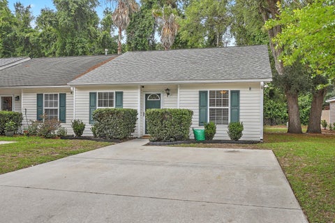 Photo of 1670 Dexter Lane, Charleston, SC 29412 (MLS # 26014148)