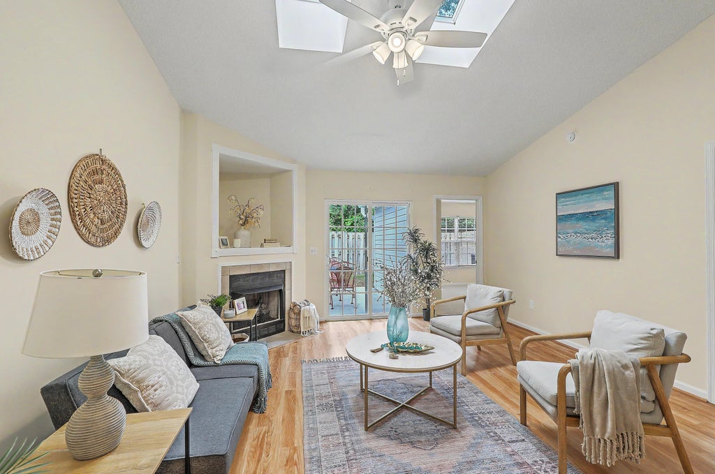 Photo of 1670 Dexter Lane, Charleston, SC 29412 (MLS # 26014148)