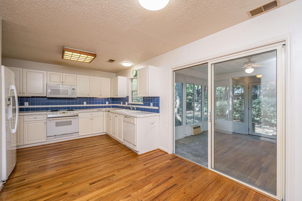 Photo of 2 Latham Circle, Charleston, SC 29407 (MLS # 26011719)