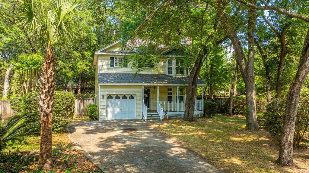 Photo of 2 Latham Circle, Charleston, SC 29407 (MLS # 26011719)