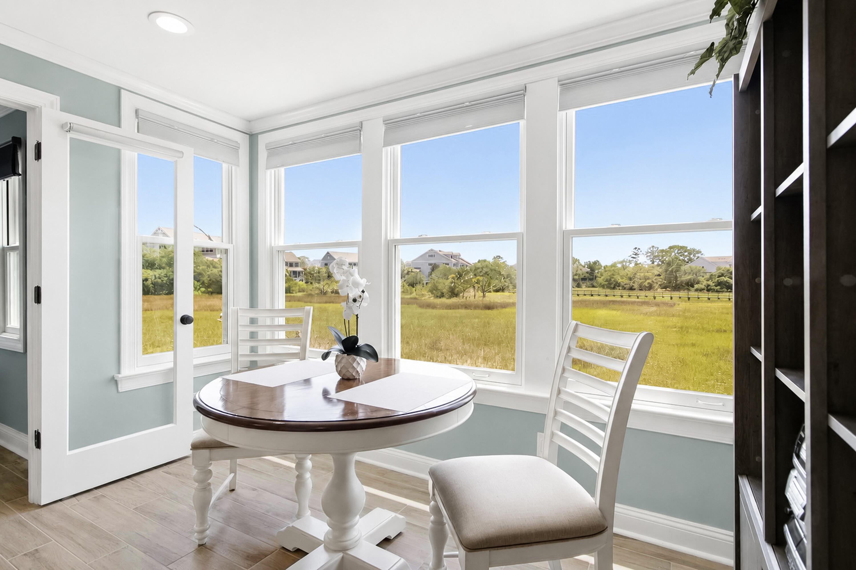 2125 Landfall Way