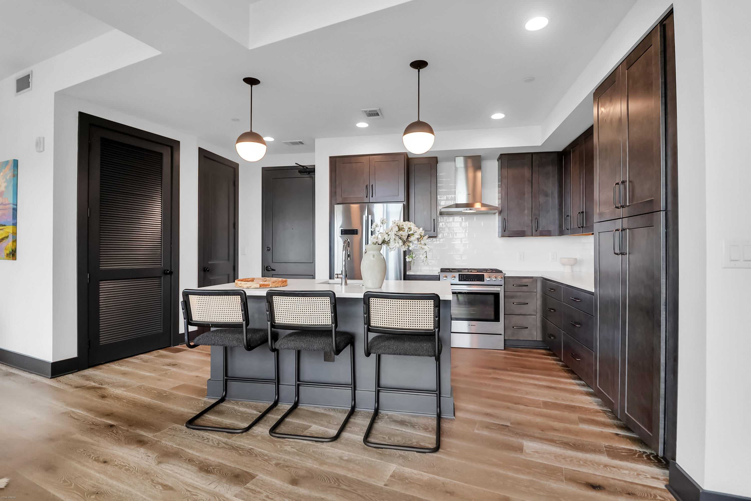 5 Gadsdenboro Street 501