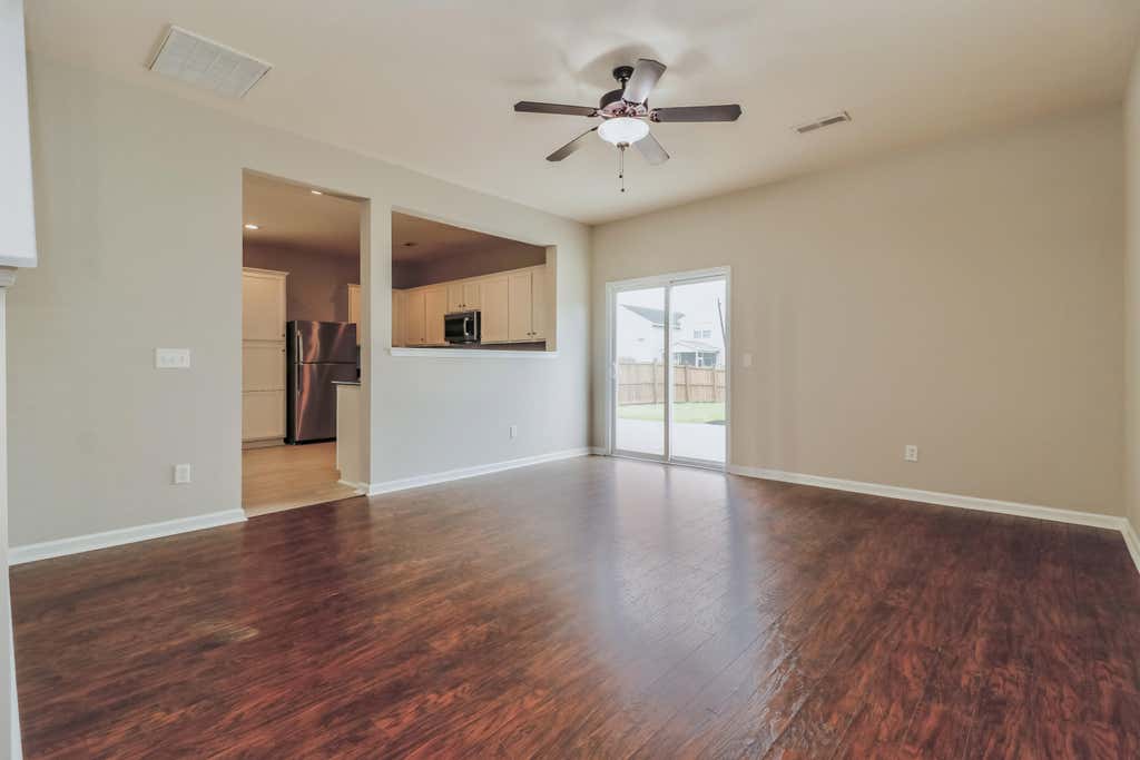 Photo of 269 Cameron Street, Summerville, SC 29486 (MLS # 26022737)