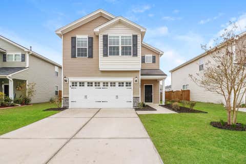 Photo of 269 Cameron Street, Summerville, SC 29486 (MLS # 26022737)