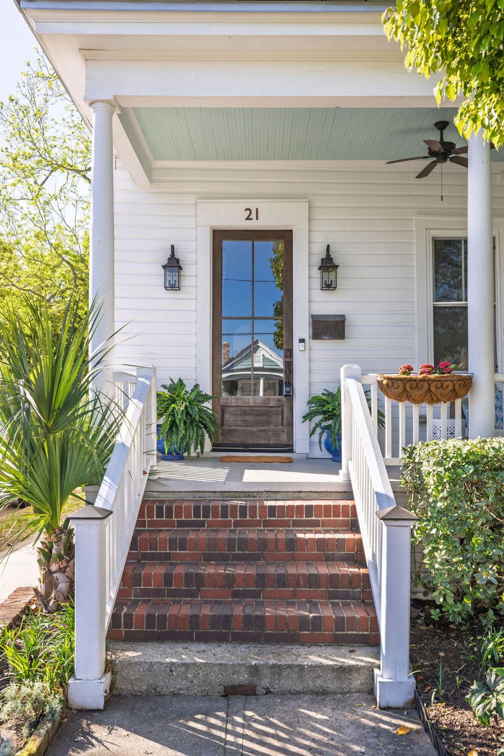 Photo of 21 Cleveland Street, Charleston, SC 29403 (MLS # 26011304)