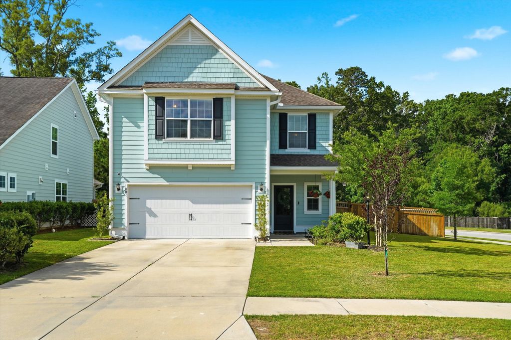 Photo of 100 Windmere Drive, Summerville, SC 29483 (MLS # 26015111)