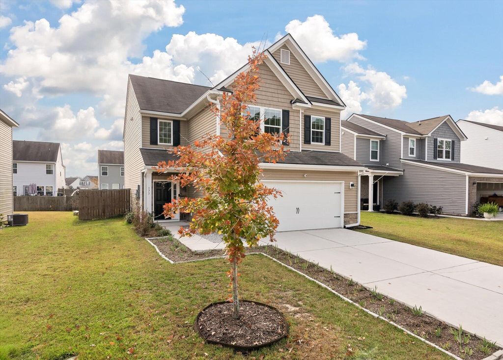 Photo of 173 Daniels Creek Circle, Goose Creek, SC 29445 (MLS # 25031098)