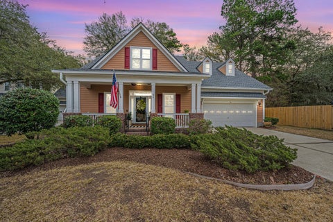 Photo of 98 Marshside Drive, Summerville, SC 29485 (MLS # 26012406)