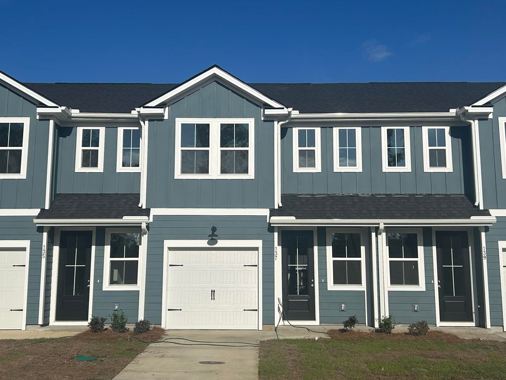 Photo of 137 Berry Shoals Drive, Summerville, SC 29485 (MLS # 26012110)