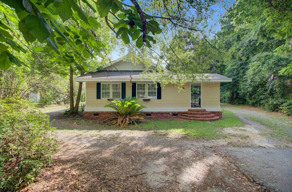 Photo of 3943 Byrnes Drive, Saint Stephen, SC 29479 (MLS # 25024887)