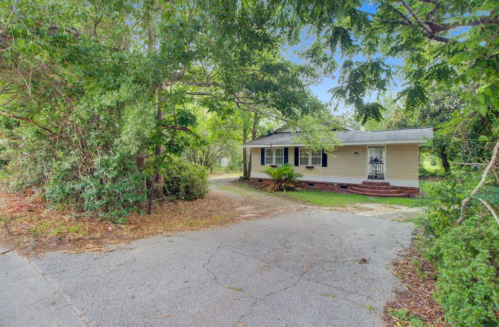 Photo of 3943 Byrnes Drive, Saint Stephen, SC 29479 (MLS # 25024887)