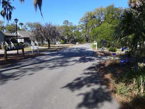 A home in Edisto Island