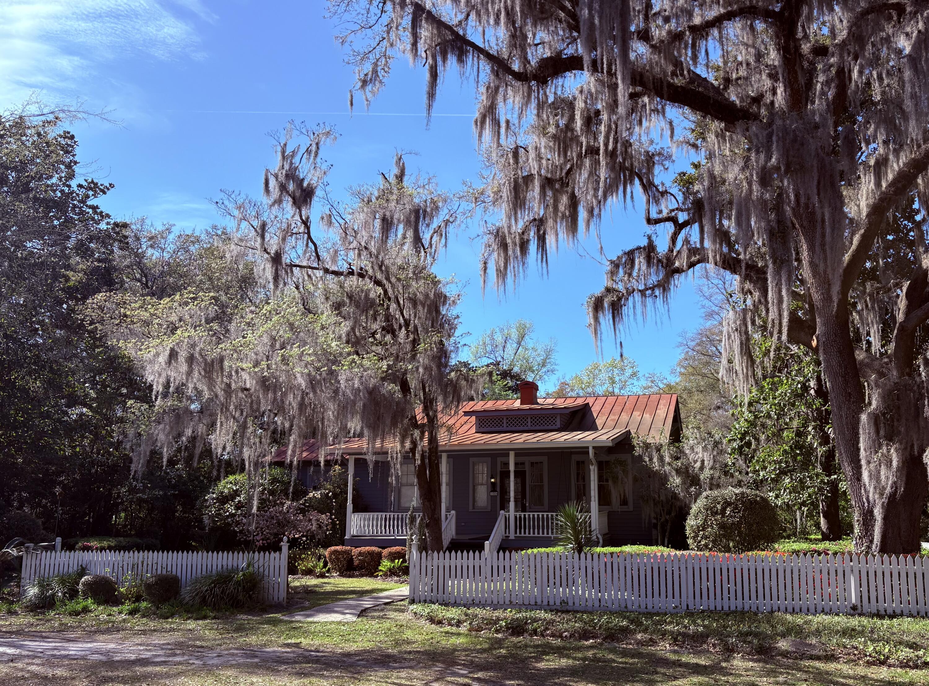 102 S Palmetto Street