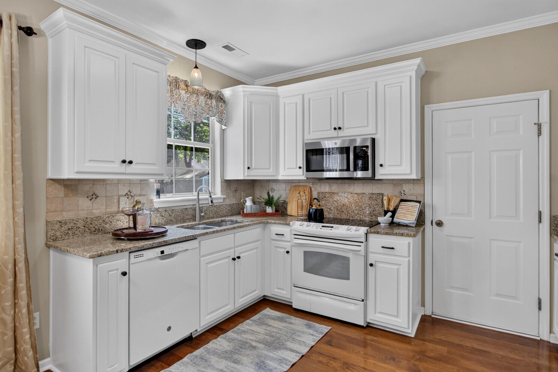 111 Bonneau Court